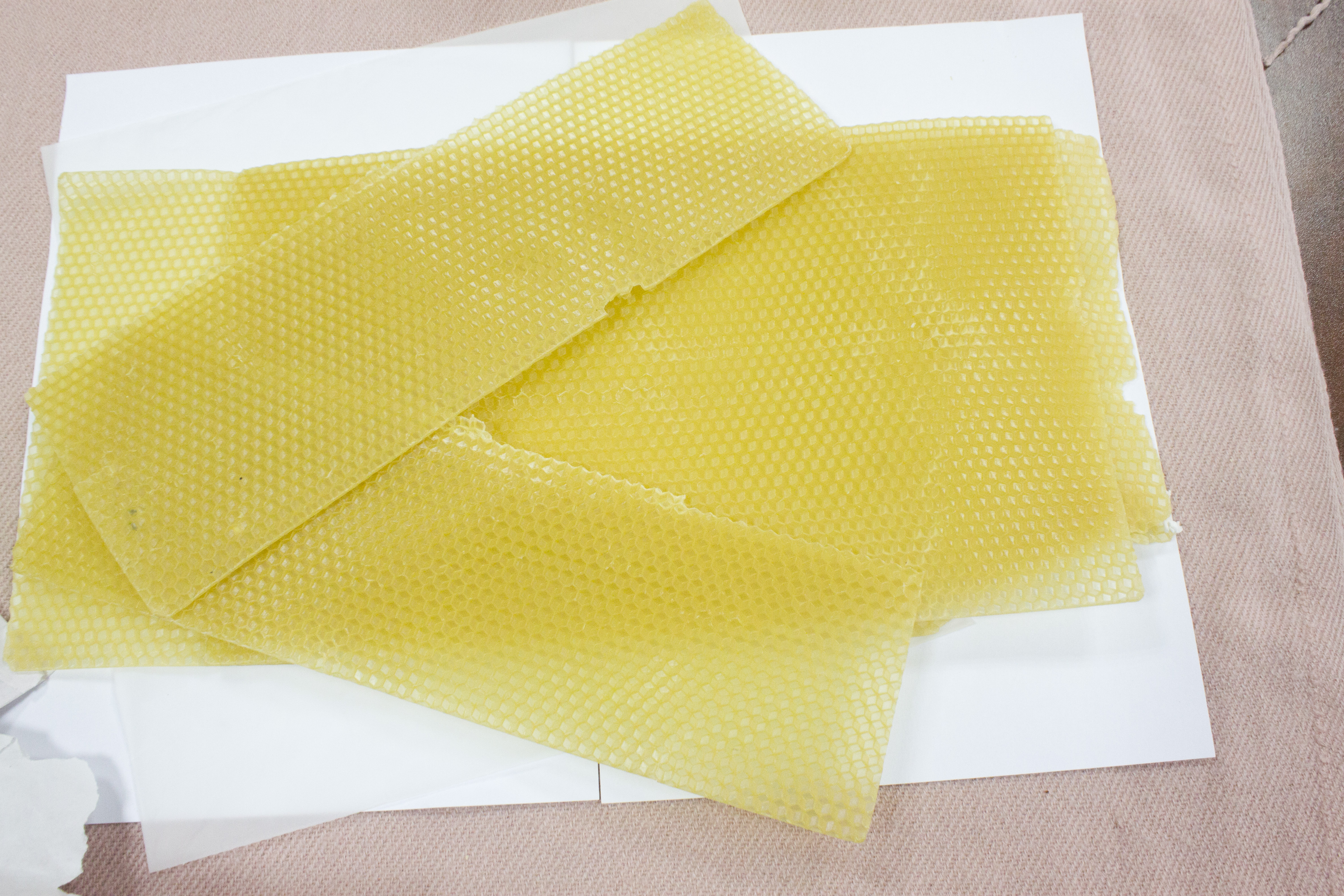 Beeswax Foundation Sheet Comb Foundation Natural Beeswax Sheets for Bees -  China Beeswax Foundation Sheet, Bee Comb Foundation Sheet